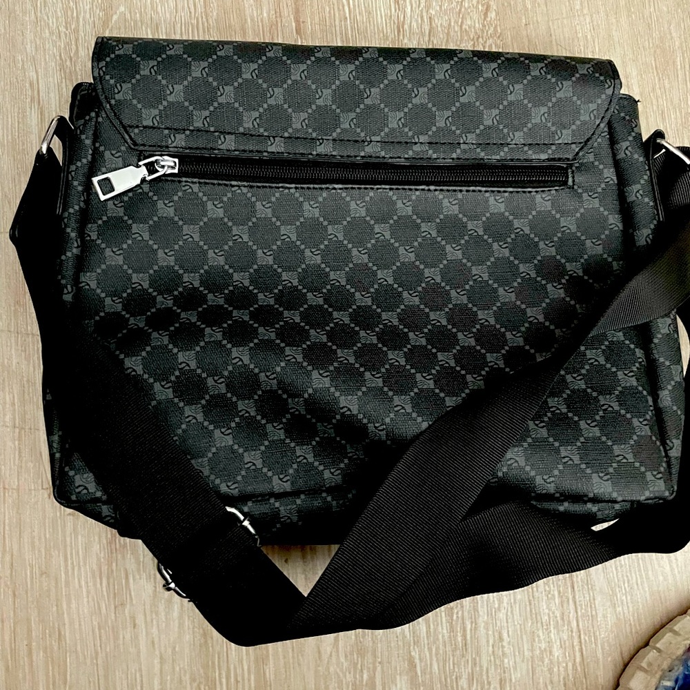 Men’s brand new messenger bag